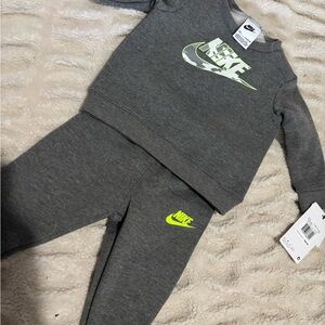 Nike Gray and Green Joggers with Tapered Fit